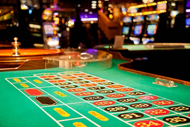 main88 live dealer table interface with mobile account tools