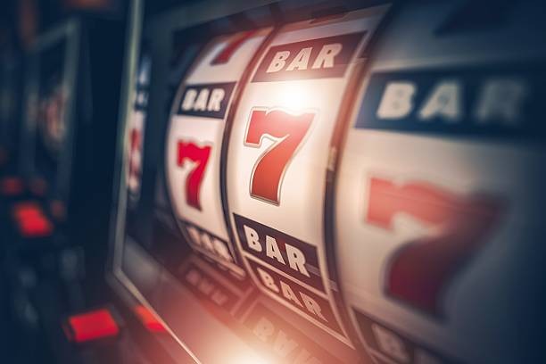 Live dealer tables available on main88 platform