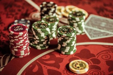 Dragon Tiger card game table with dealer and side bets